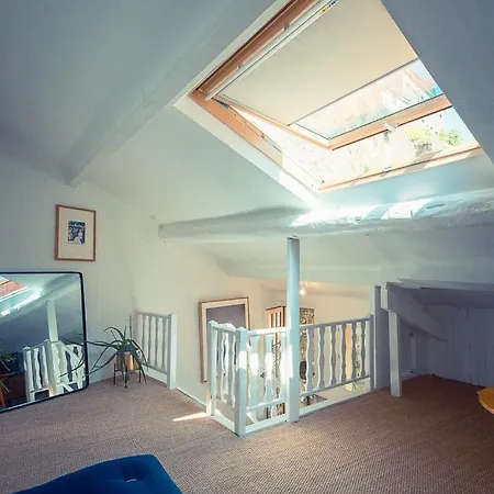 Apartment Avec Terrasse *