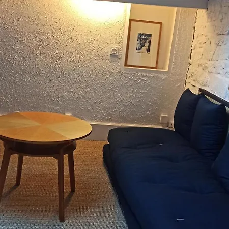 Apartment Avec Terrasse *